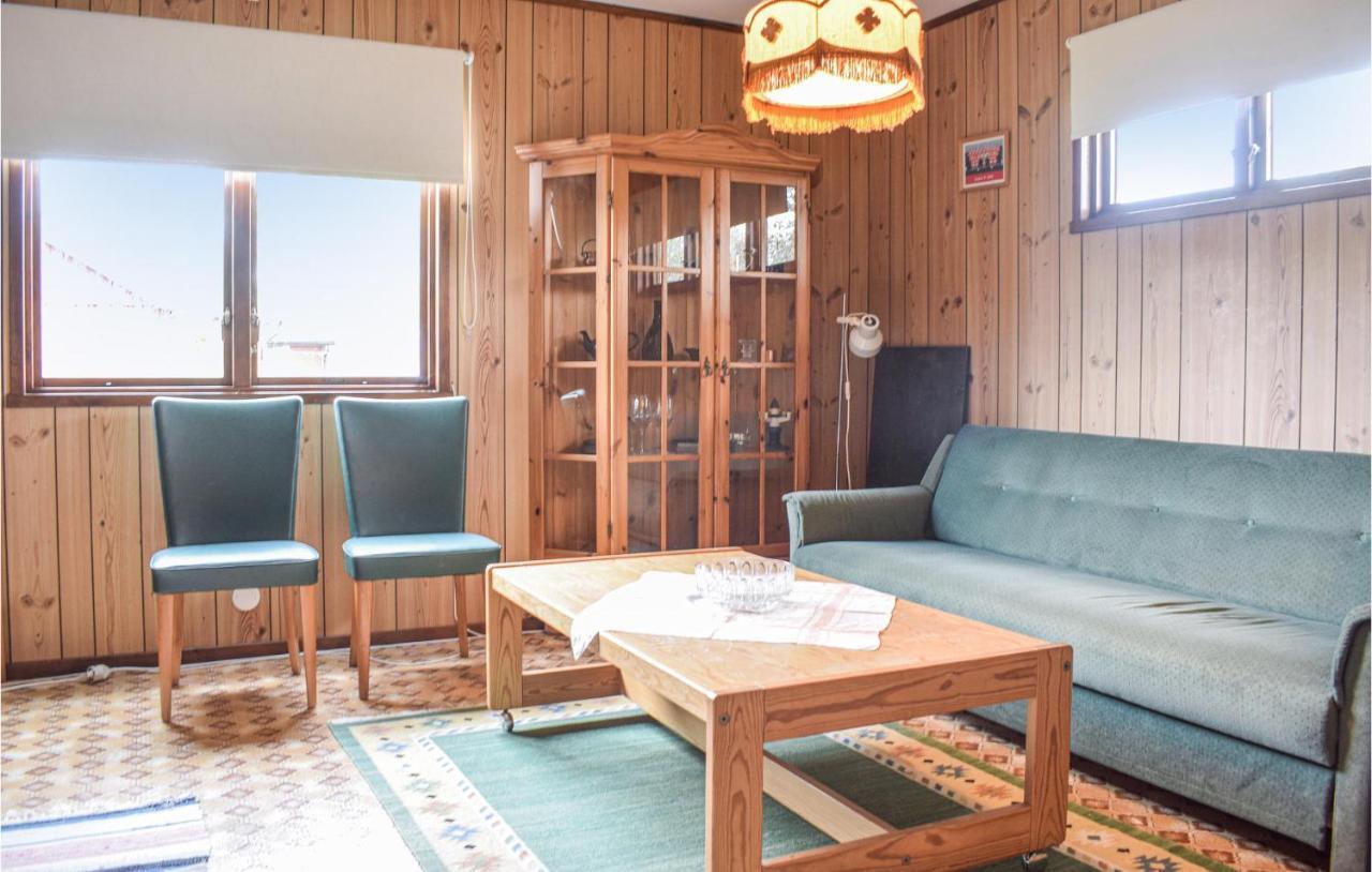 2 Bedroom Lovely Home In Koepingsvik Экстерьер фото
